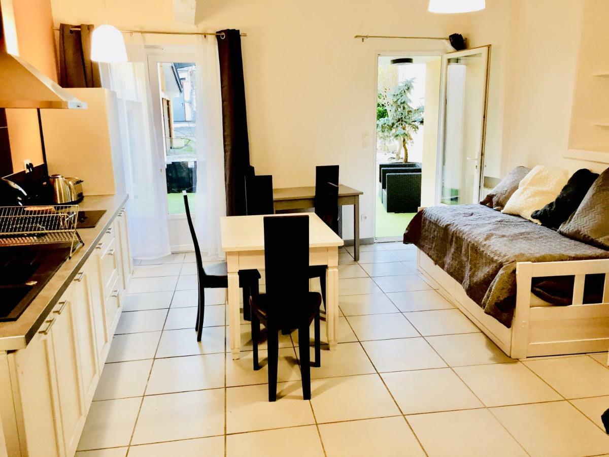 Villa Bigorra Lourdes Centre Le Sanctuaire La Grotte , Parking מראה חיצוני תמונה