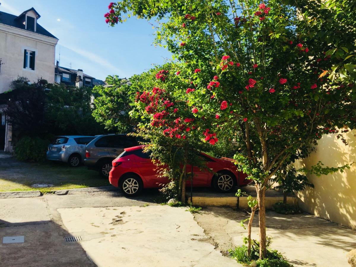 Villa Bigorra Lourdes Centre Le Sanctuaire La Grotte , Parking מראה חיצוני תמונה