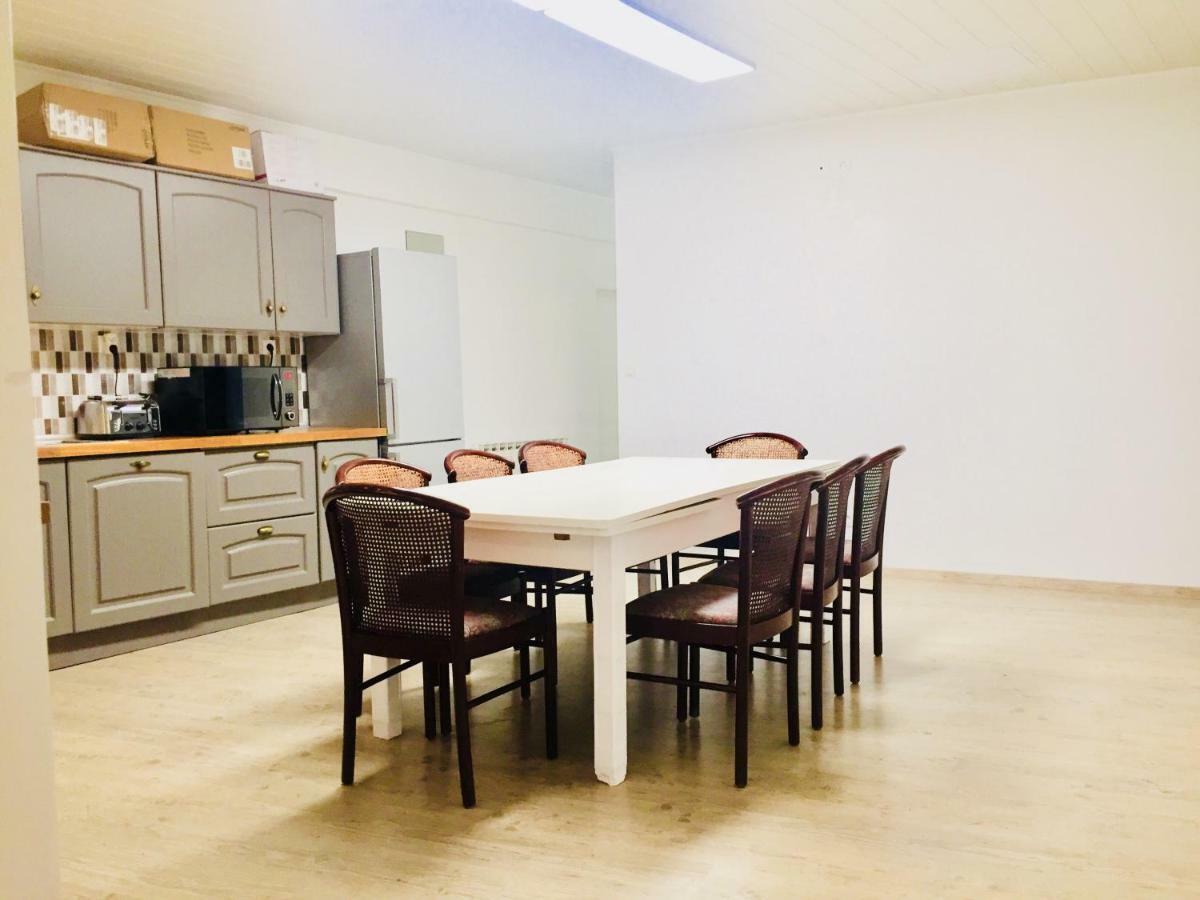 Villa Bigorra Lourdes Centre Le Sanctuaire La Grotte , Parking מראה חיצוני תמונה